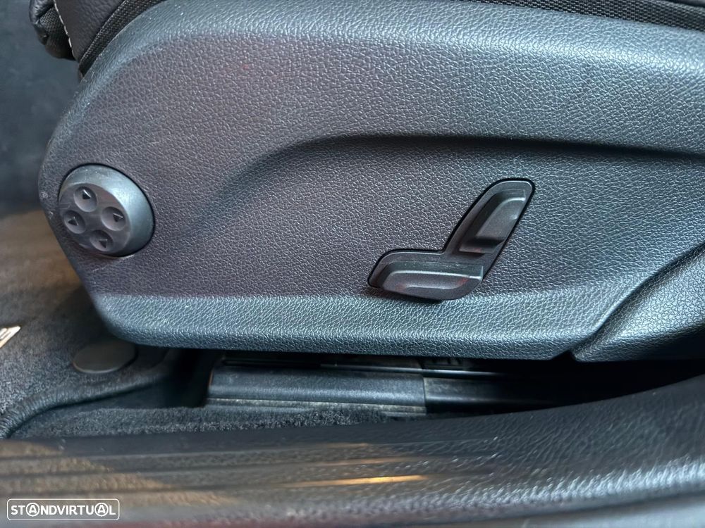 Mercedes-Benz C 180 d AMG Line - 22