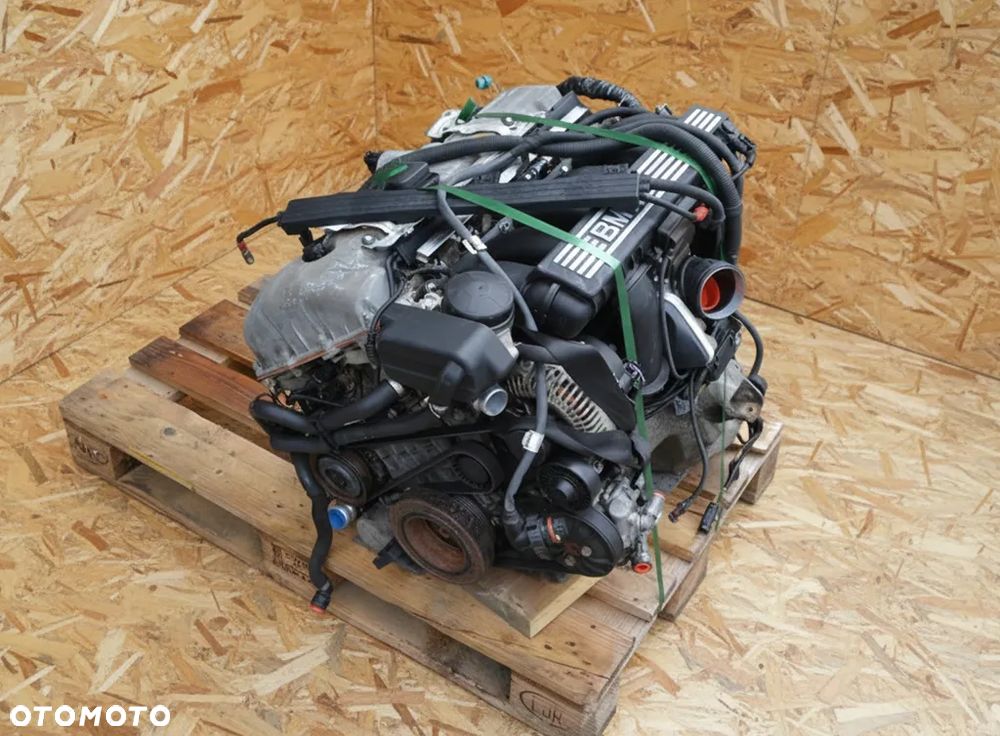 SILNIK KOMPLETNY BMW 1,3,5,6,7,X1,X3,X5,Z4 3.0 BENZYNA 258KM 2010r - N52B30A - 4