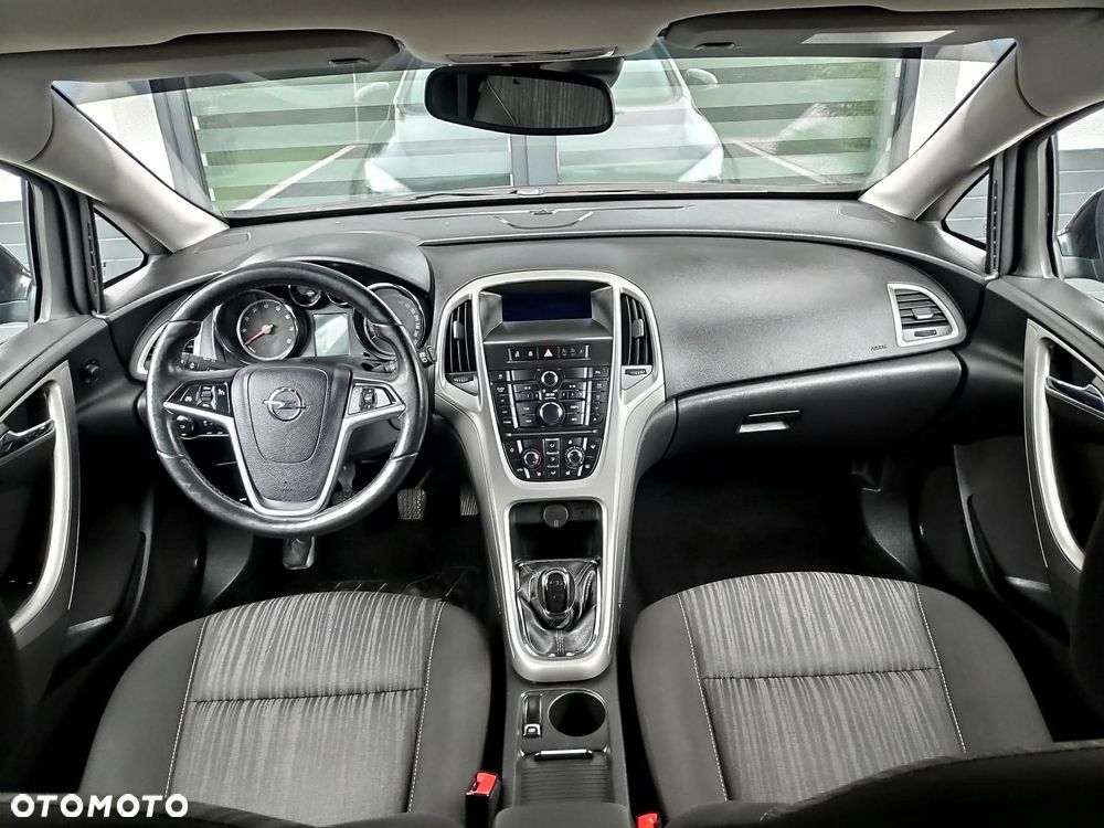 Opel Astra - 9