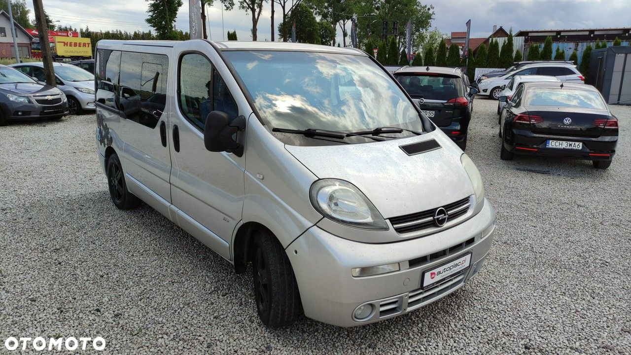 Opel Vivaro - 16