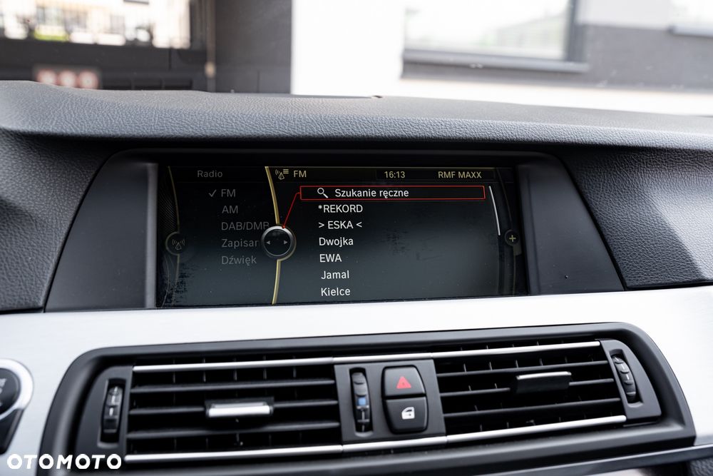 BMW Seria 5 535d Touring Sport-Aut - 36