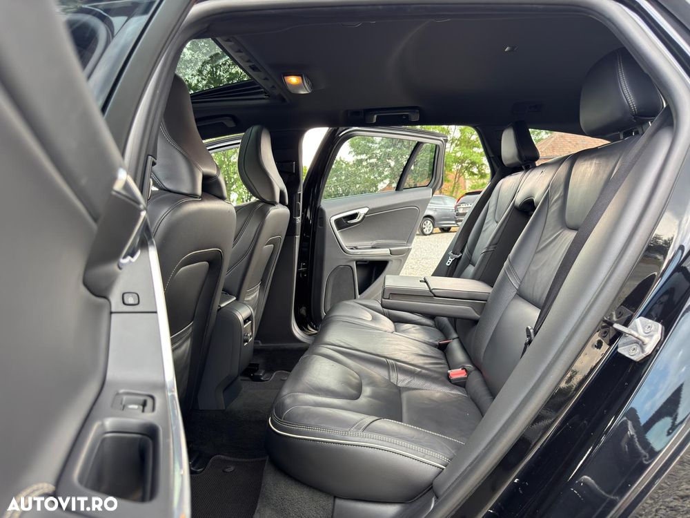 Volvo V60 D6 Twin Engine Geartronic RDesign - 36