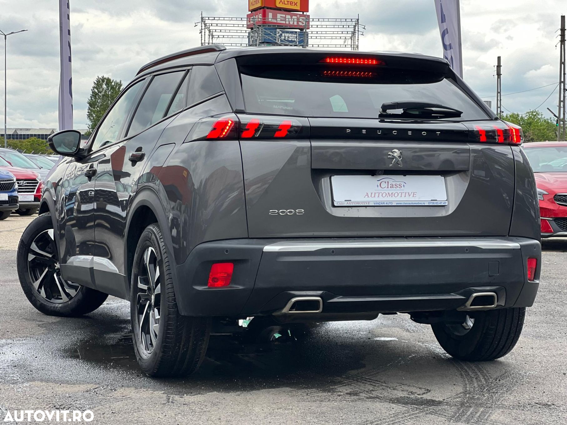 Peugeot 2008 1.2 L PureTech STT EAT8 Allure - 8