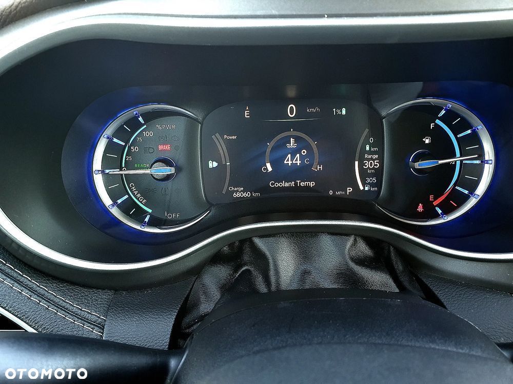 Chrysler Pacifica - 14