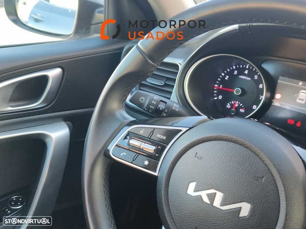 Kia XCeed 1.0 T-GDi Dynamic — fotografia 15