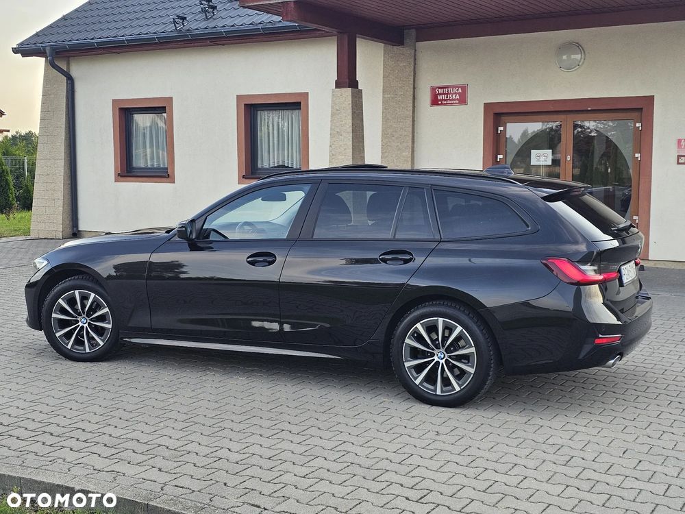 BMW Seria 3 318d Sport Line - 11