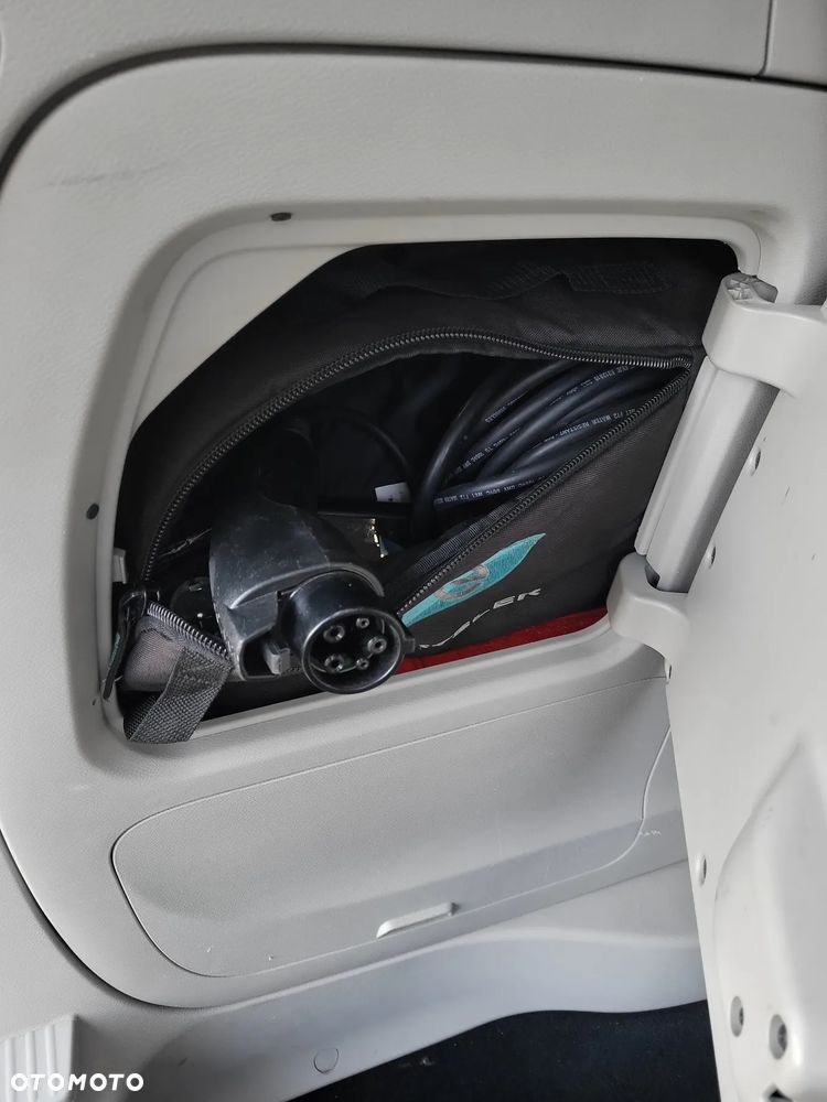 Chrysler Pacifica - 15