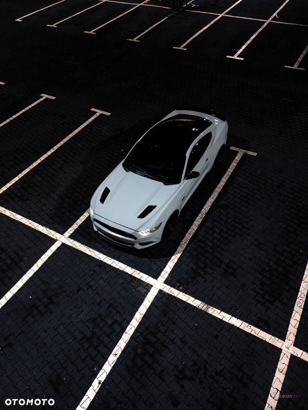 Ford Mustang 5.0 V8 GT - 14