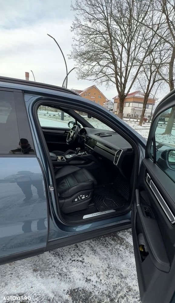 Porsche Cayenne S Tiptronic S - 11