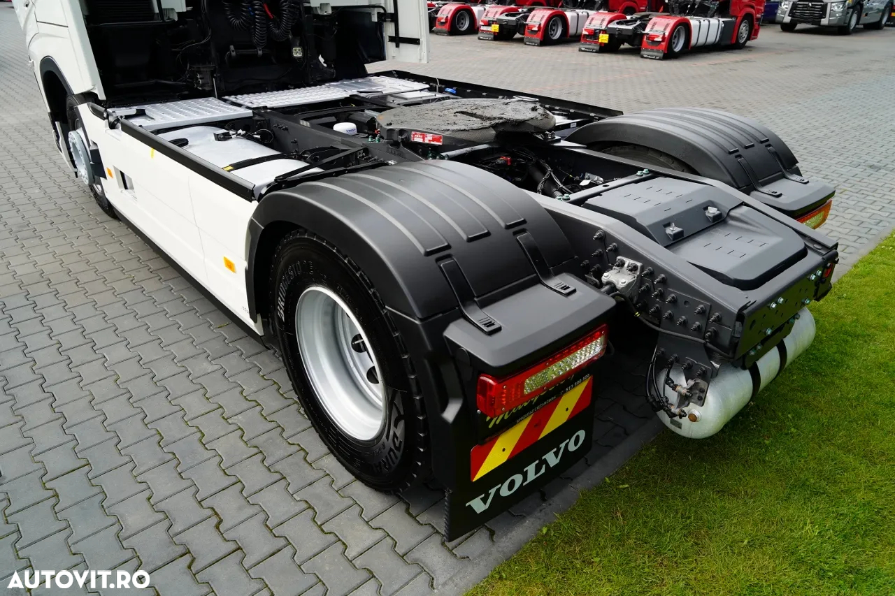 Volvo FH 500 / XXL / 2024 / I-PARK COOL / PIELE / I-SHIFT / CONTRACT DE REPARAȚIE POST-SERVICE / IMPORTAT - 7