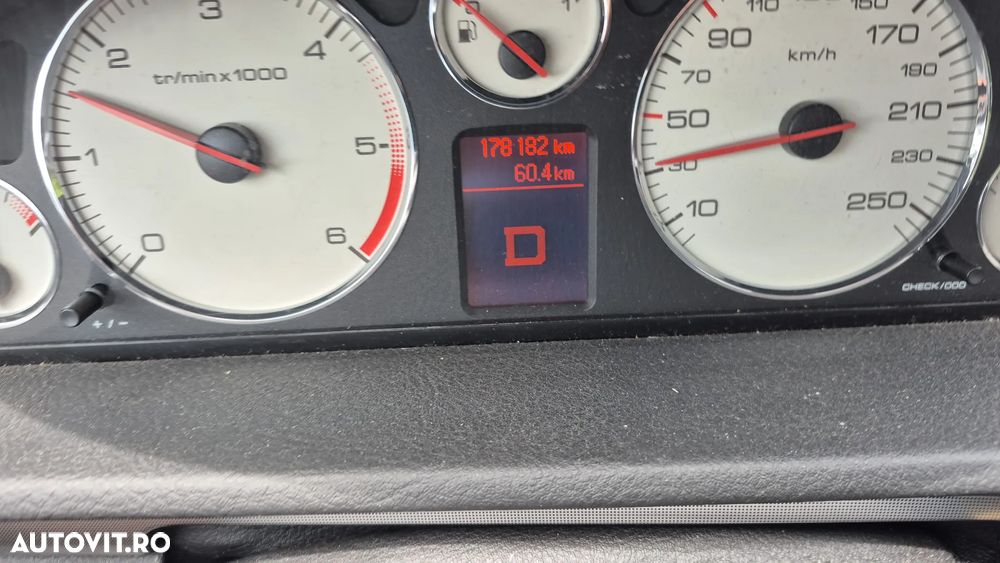Peugeot 407 HDi 135 Automatik Esplanade - 6