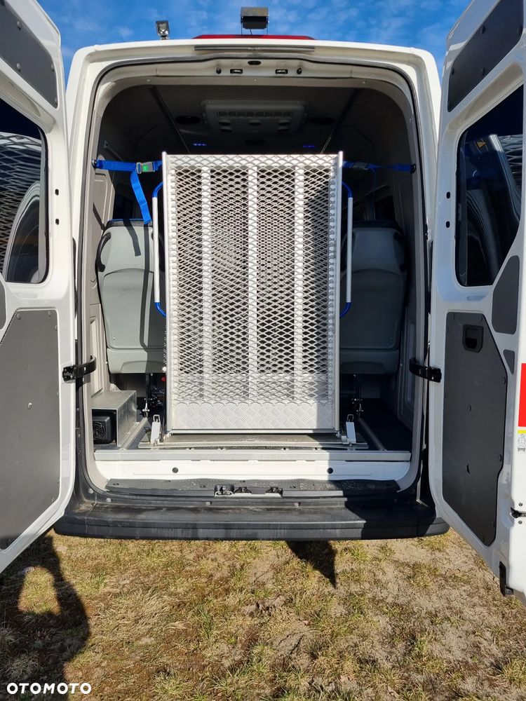 Volkswagen Crafter - 9