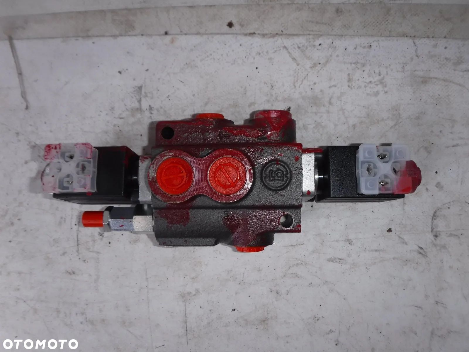 nowy rozdzielacz Zawór hydrauliczny elektryczny 12V 1x DW (A-B zamknięte) Z50 A ES3 12VDC G - 1