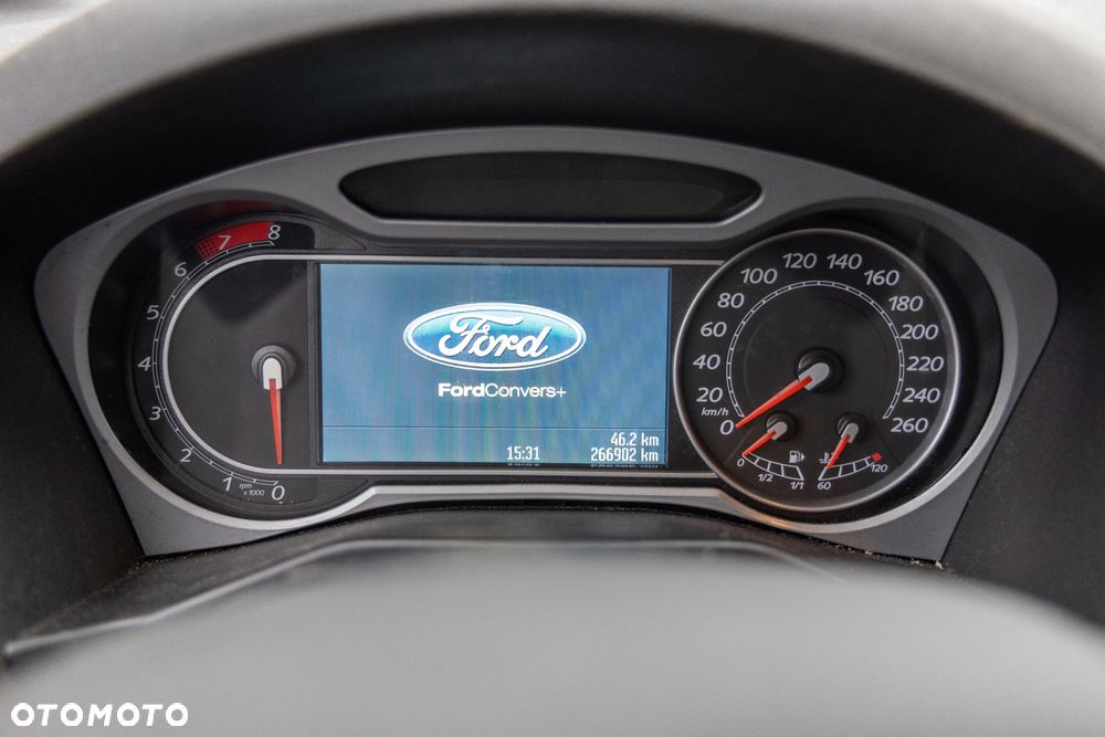 Ford Mondeo SW 2.0 Titanium - 11