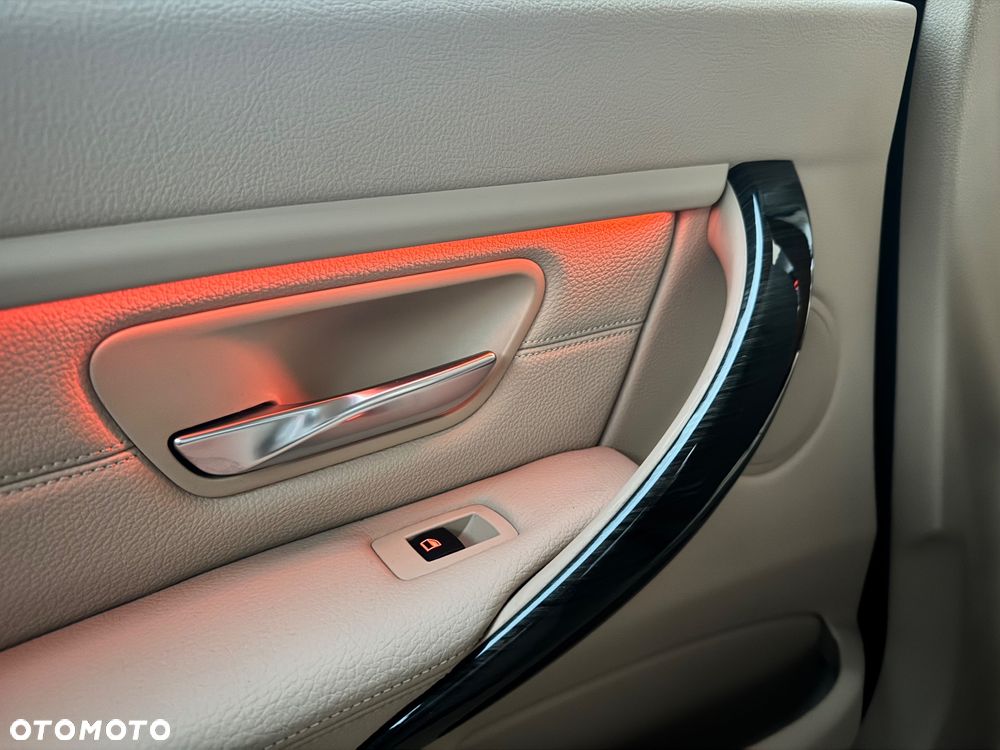 BMW Seria 3 ActiveHybrid Luxury Line - 36