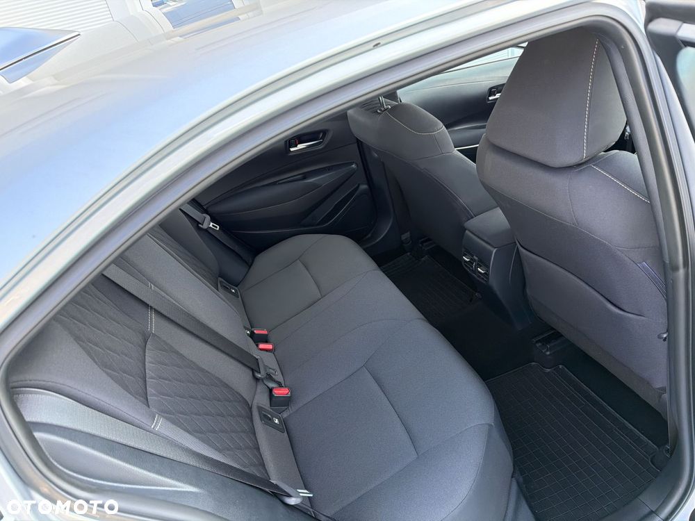 Toyota Corolla - 11