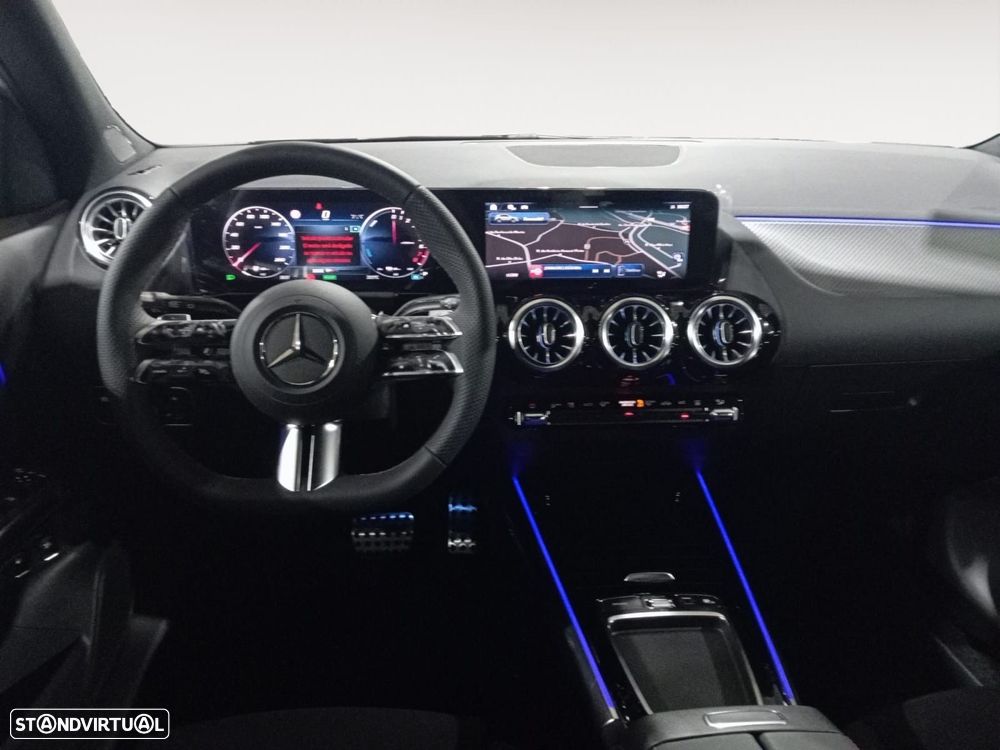 Mercedes-Benz GLA 250 - 11