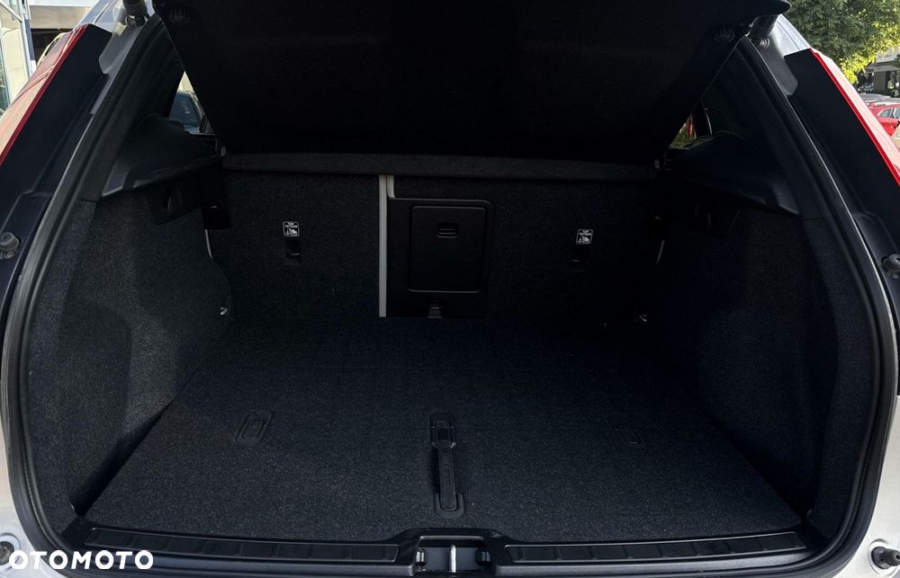 Volvo XC 40 - 31