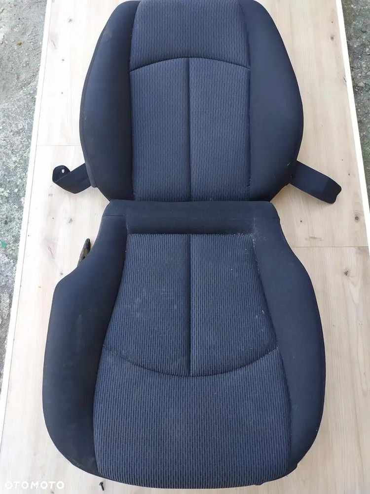 MERCEDES W211 LIFT FOTEL PRAWY PASAŻERA MATERIAŁ