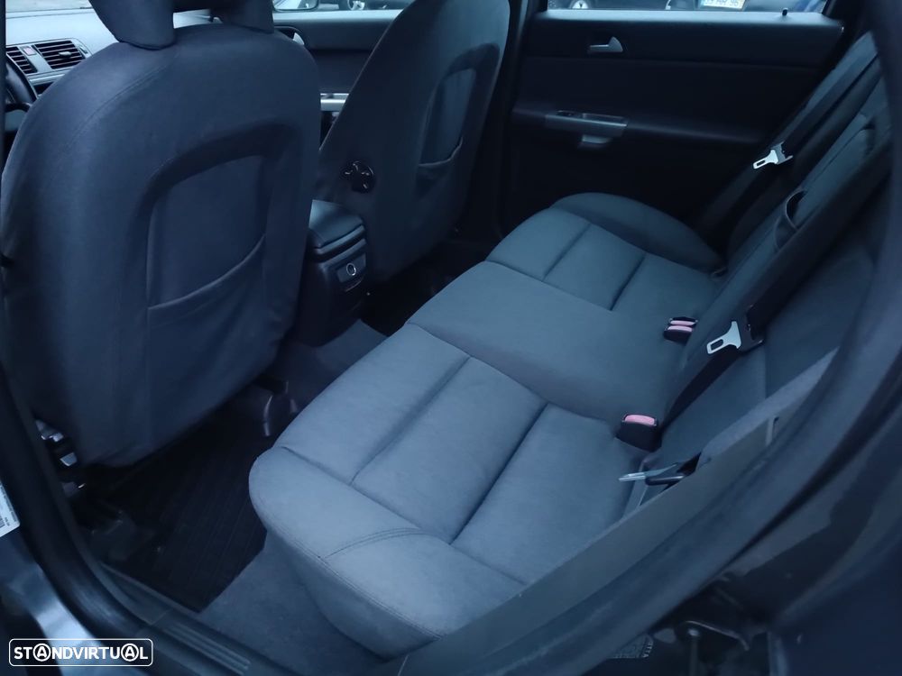 Volvo S40 2.0 D Sport - 12