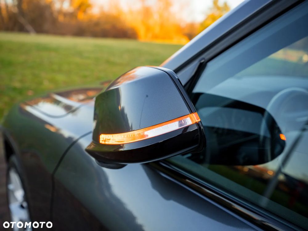 BMW X1 xDrive25d xLine - 38