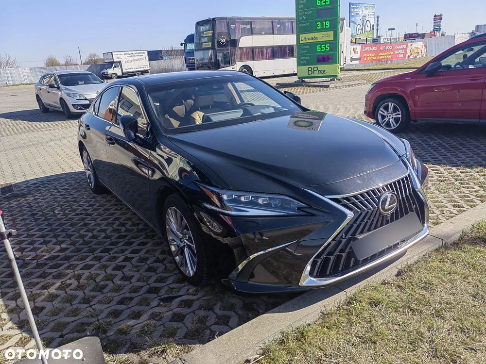 Lexus Es