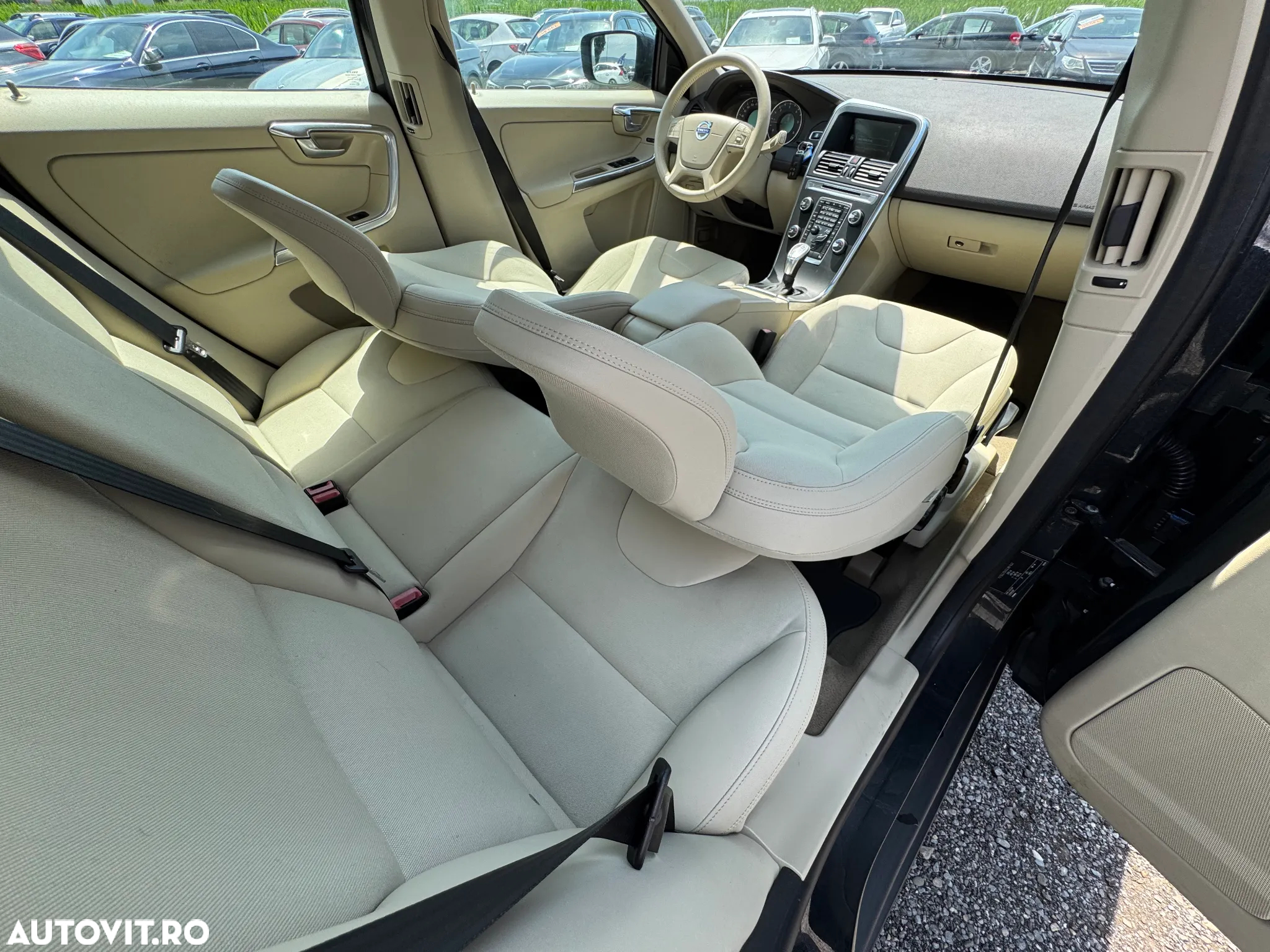 Volvo XC 60 D3 Geartronic Kinetic - 30