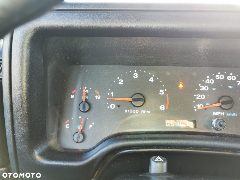 Jeep Wrangler 4.0 Sahara - 8