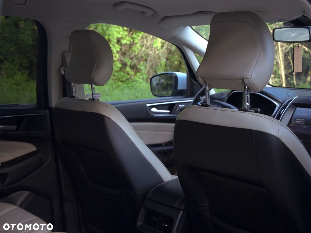 Ford S-Max 2.0 EcoBoost Titanium - 23