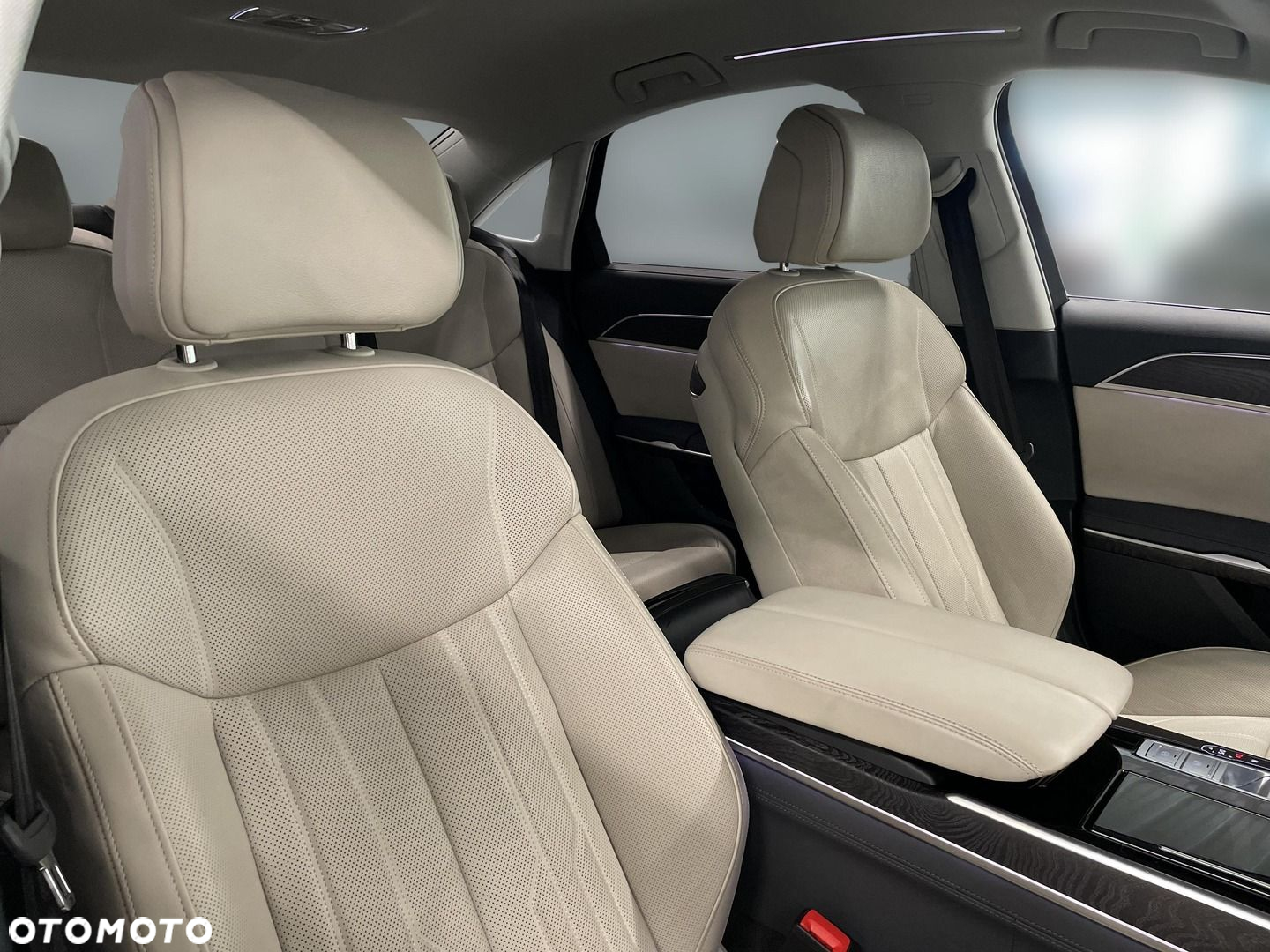 Audi A8 - 13
