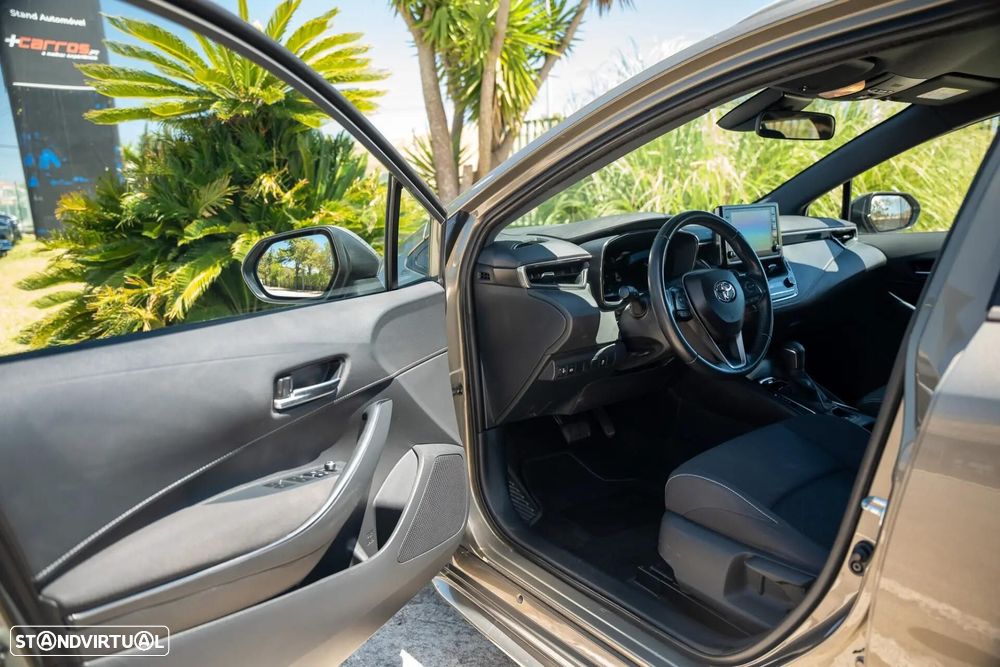 Toyota Corolla Touring Sports 1.8 Hybrid Comfort - 16