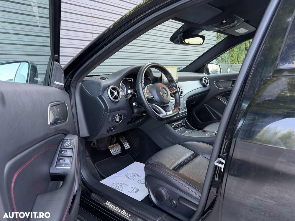 Mercedes-Benz GLA 220 d 4MATIC 7G-DCT AMG Line - 13