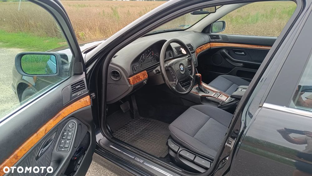 BMW Seria 5 - 13