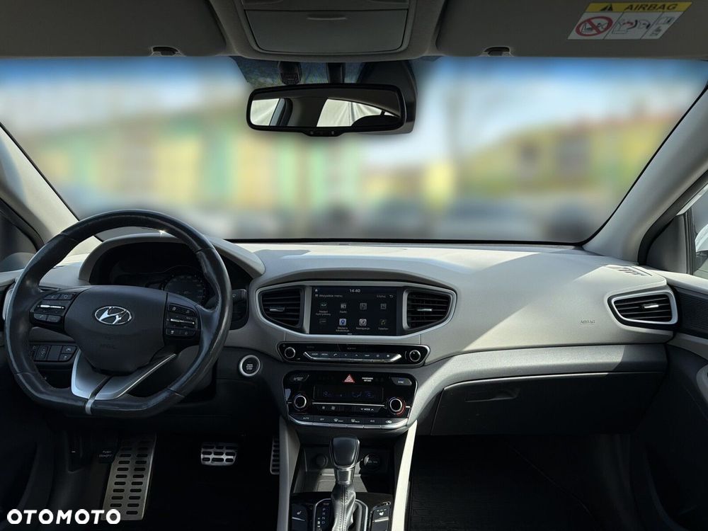 Hyundai IONIQ Hybrid Premium - 41