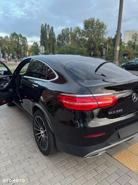 Mercedes-Benz GLC Coupe 250 4-Matic - 10