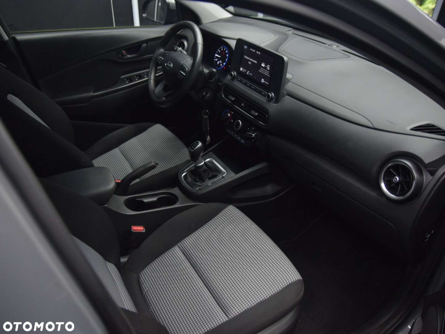 Hyundai Kona - 6