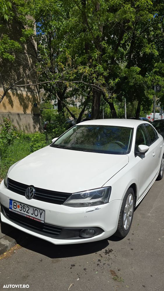 Volkswagen Jetta 1.2 TSI Comfortline - 4