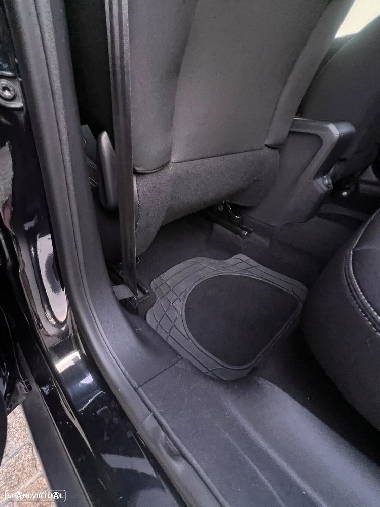 Peugeot 2008 1.2 PureTech Active - 5