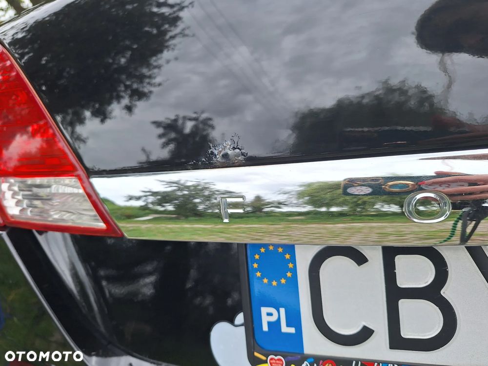 Ford Focus 2.0 Trend + - 8