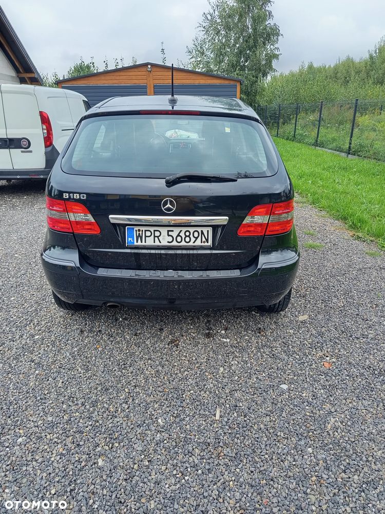 Mercedes-Benz Klasa B 180 BlueEff EU5 - 3