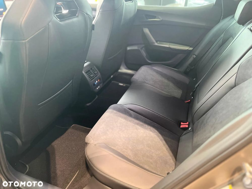 Cupra Leon 1.5 eTSI mHEV DSG - 14