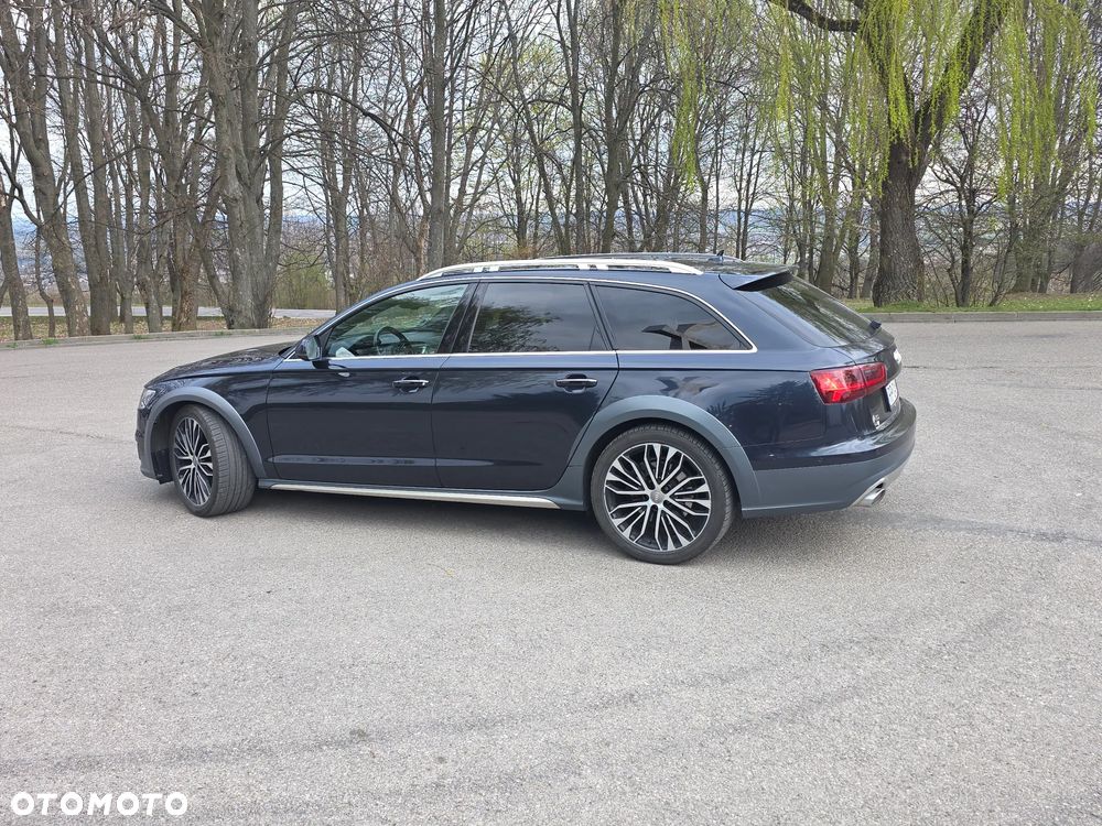 Audi A6 Allroad - 16
