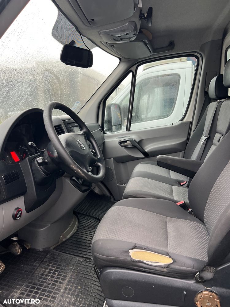 Volkswagen Crafter - 1