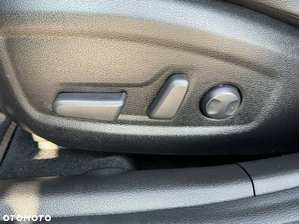 Kia Ceed 1.6 T-GDI GT DCT - 26