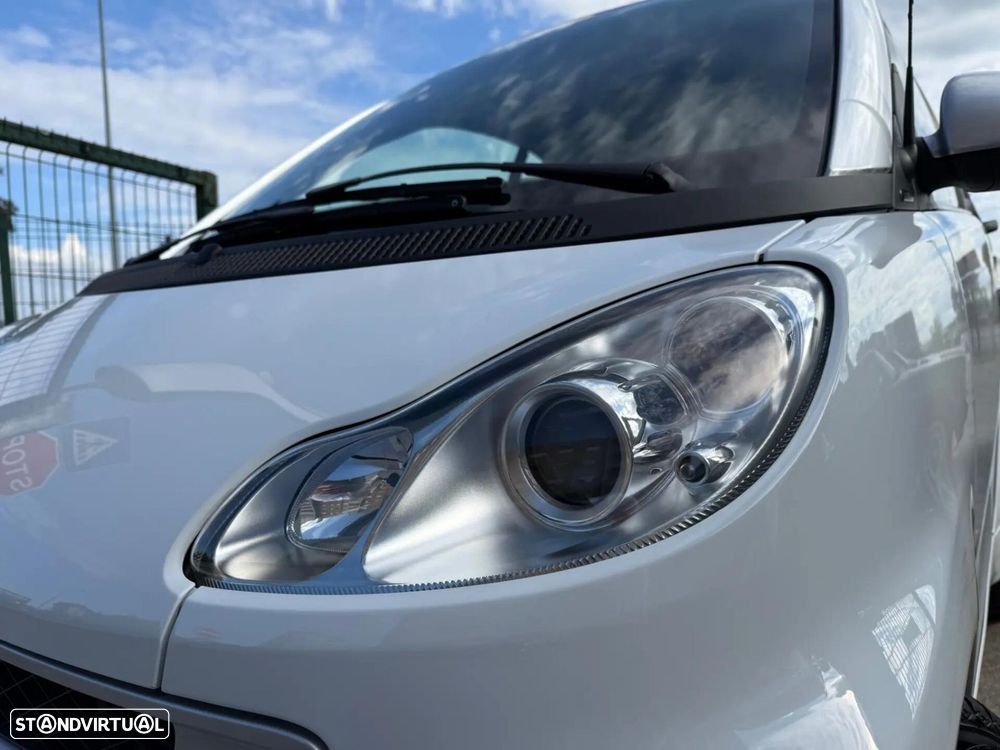Smart Fortwo Coupé 2012 photo 2