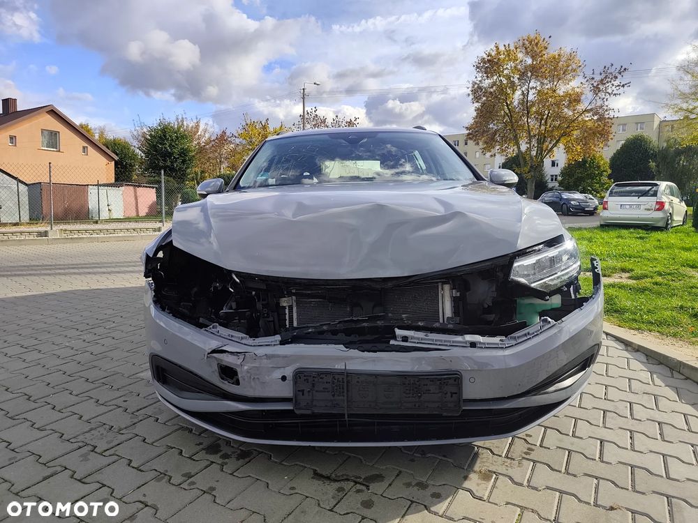 Volkswagen Passat 2.0 TDI SCR Business DSG - 4