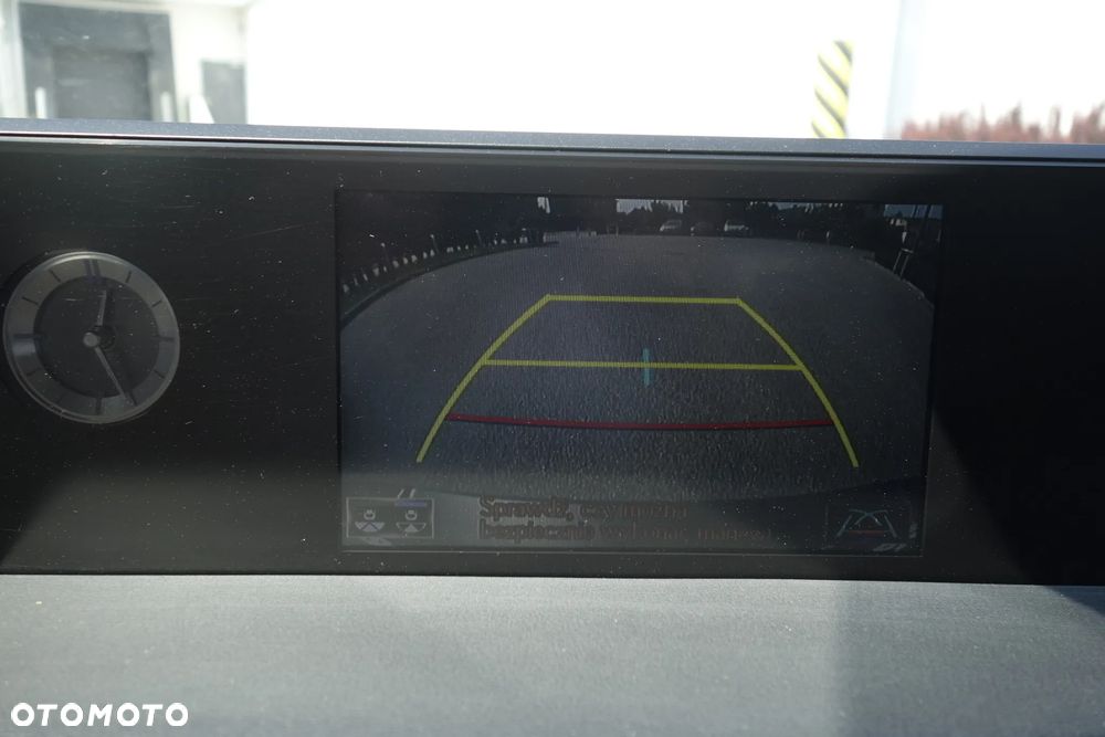 Lexus UX 250h GPF F Impression 2WD - 23