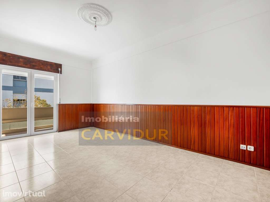 Moita T3 Boas áreas e excelente localização - Grande imagem: 3/28