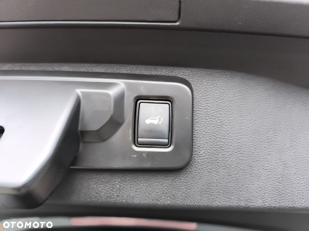 Renault Scenic EV87 Iconic - 24
