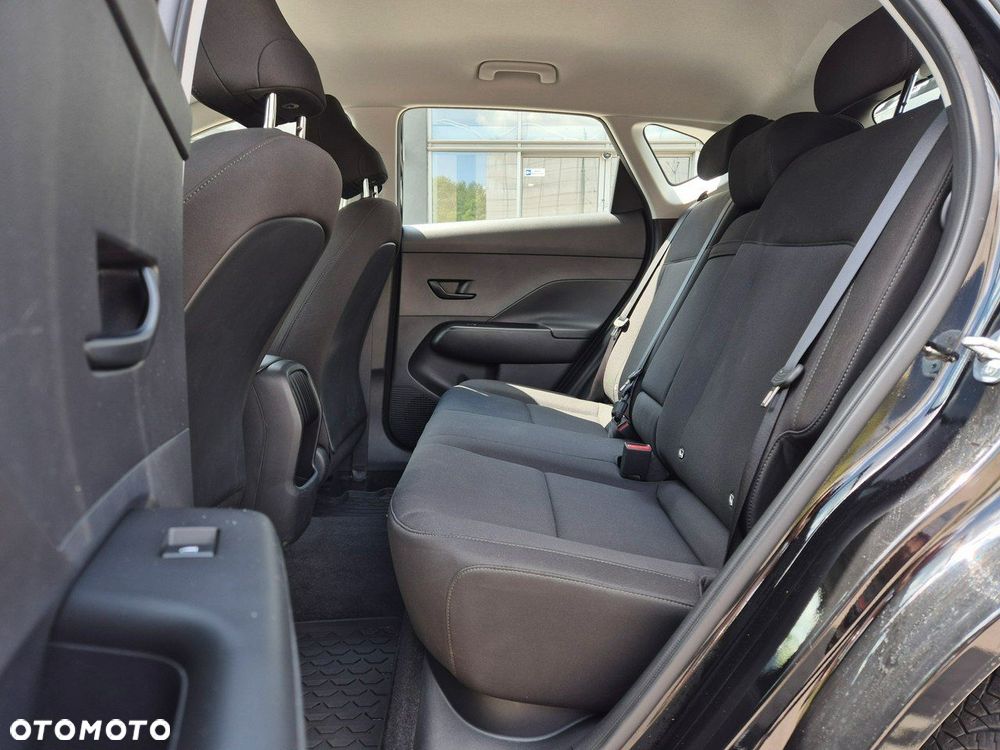 Hyundai Kona - 17